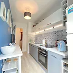 2 Pieces Avec Terrasse, Garage, Et Ascenseur, Jusqu'a 4 Couchages - Centre - Fr-1-245-124 La Baule-Escoublac